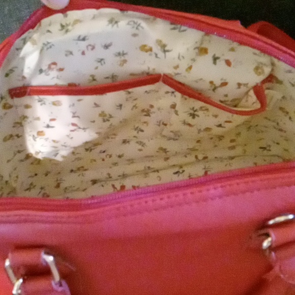 CROSSBODY/HANDBAG 👜 - Picture 4 of 6